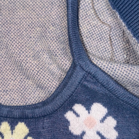 Floral Patterned Blue Cardigan - Picture 15 of 16